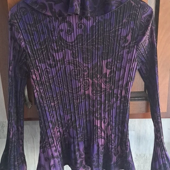 Blouse - Picture 3 of 4